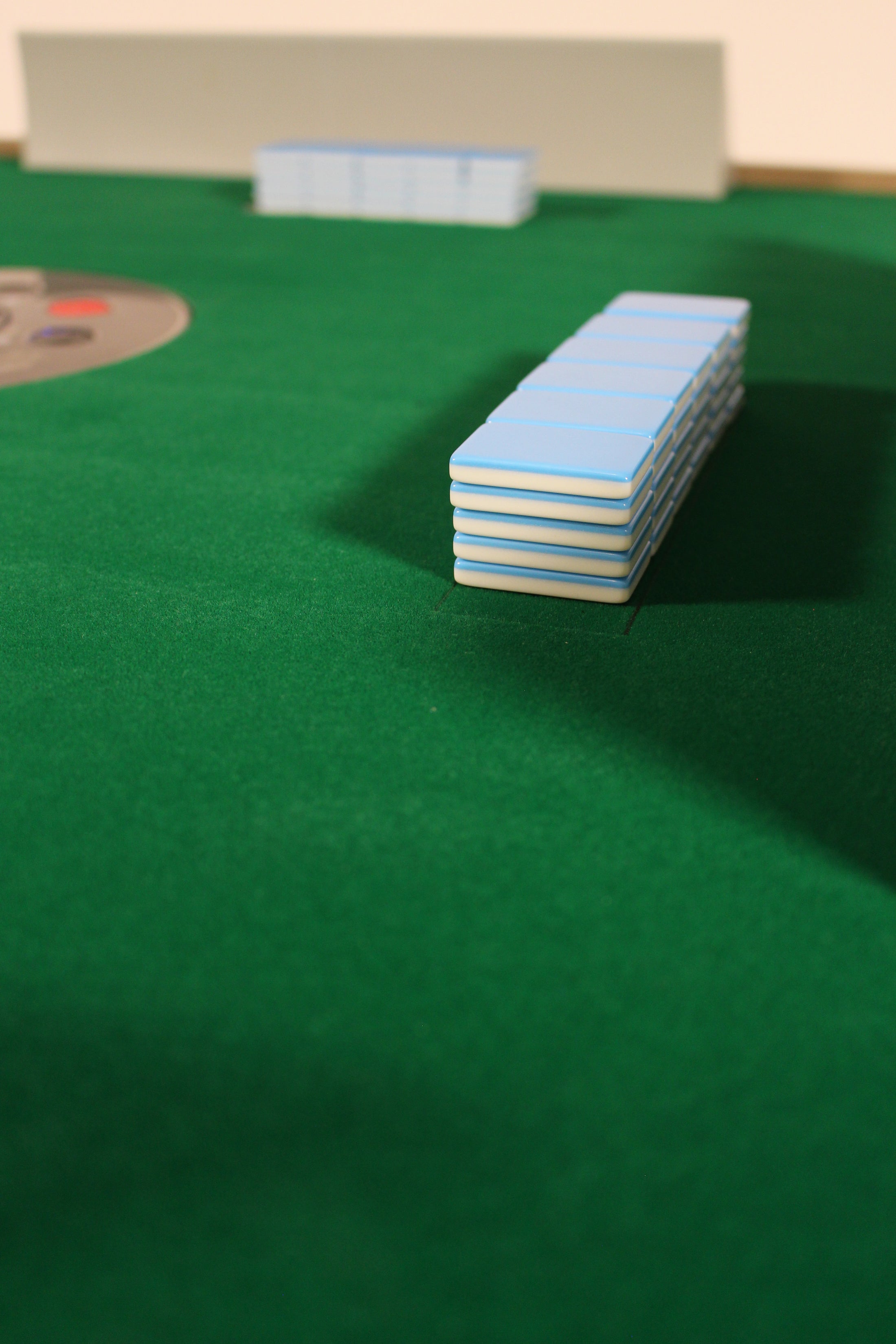 Okey-Spieltisch